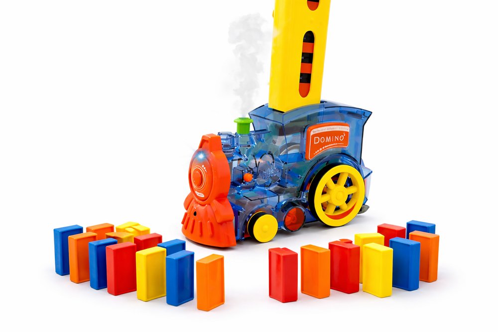 Trem Dominó Infantil Automático com 80 Peças Coloridas, Luz, Música e Efeito de Fumaça — foto 1